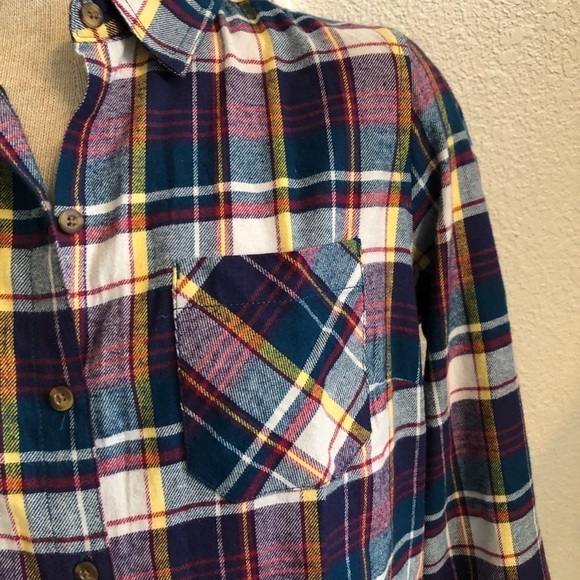 FIELD & STREAM/ lightweight woman’s flannel/ SM - Picture 4 of 12